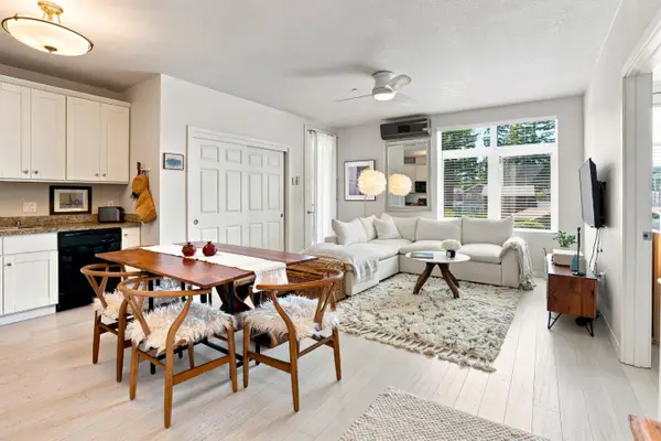 1111 Ocean #204, Santa Cruz, CA 95060