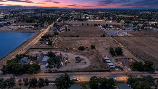 1367 N Marks Avenue, Fresno, CA 93722