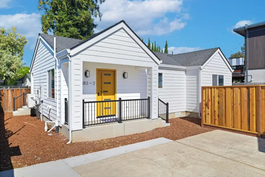 882 S Almaden Avenue #2, San Jose, CA 95110 - #2