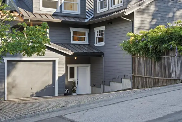 133 Russell Avenue, Portola Valley, CA 94028