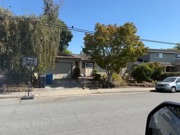 833 Sir Francis Avenue, Capitola, CA 95010