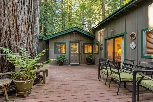 1079 Scenic Drive, Felton, CA 95018