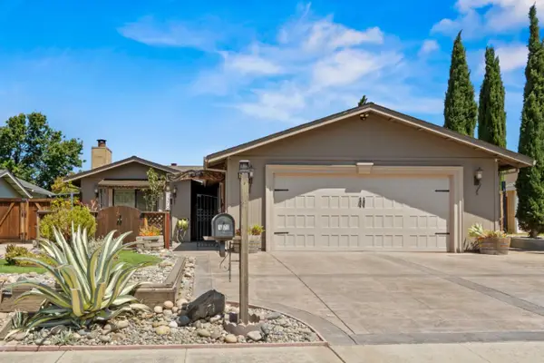 1370 Matador Drive, Hollister, CA 95023
