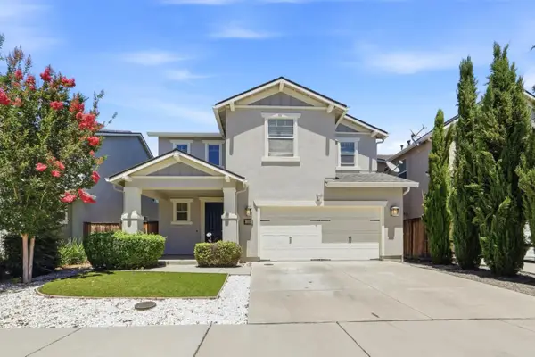 290 Heartland Drive, Hollister, CA 95023