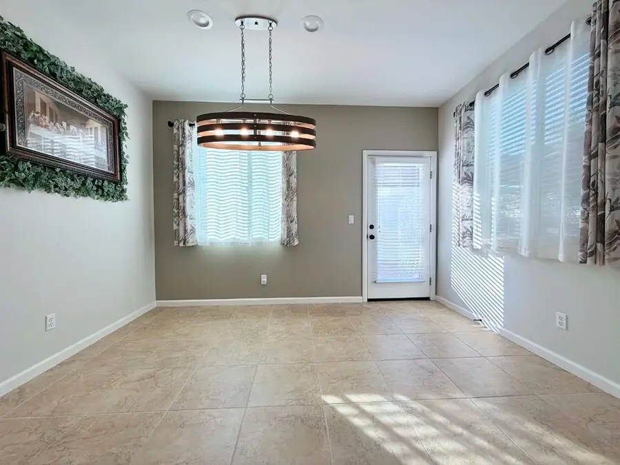 Address Withheld By Seller, Roseville, CA 95747 - #3