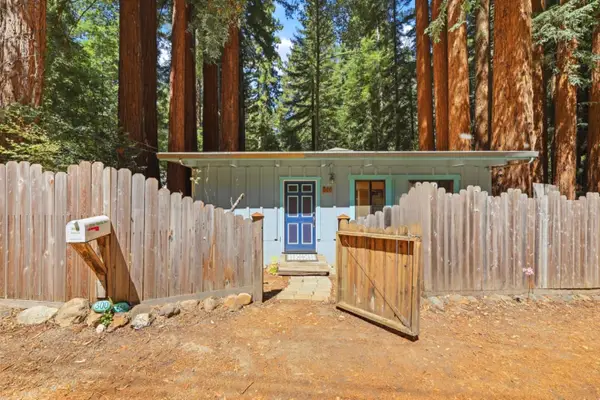 300 Teilh Drive, Boulder Creek, CA 95006