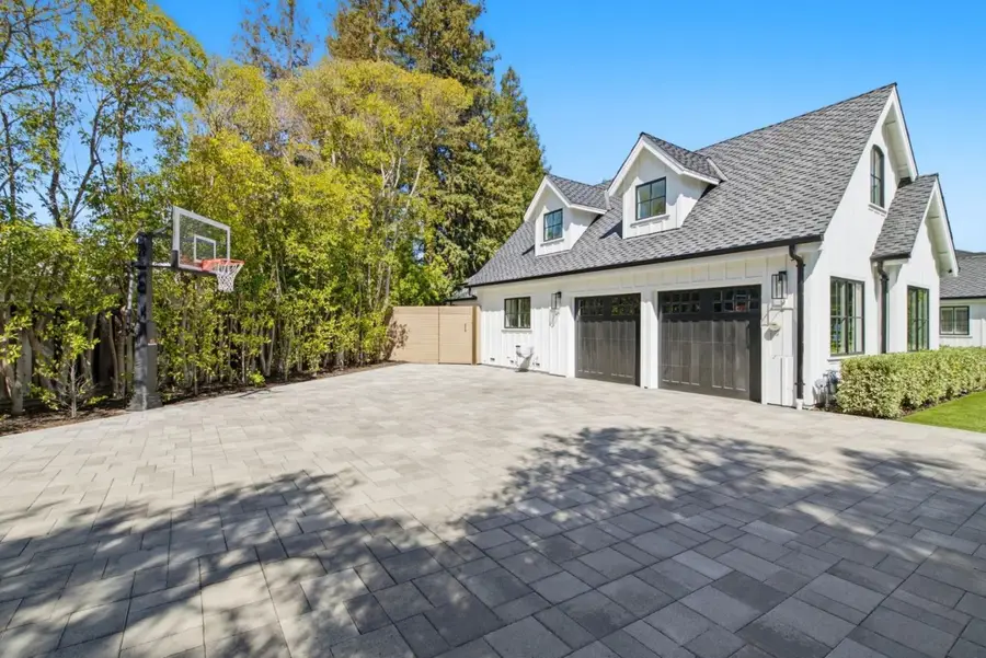 1052 Echo Drive, Los Altos, CA 94024 - #2