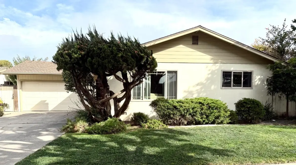 631 W Alisal Street, Salinas, CA 93901 - #1
