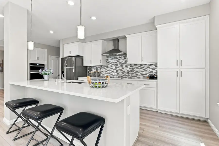 220 Waters Park Circle #101, San Mateo, CA 94403 - #2