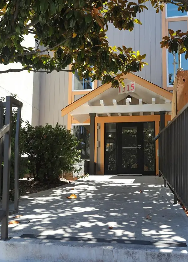 1315 A Street #203, Hayward, CA 94541