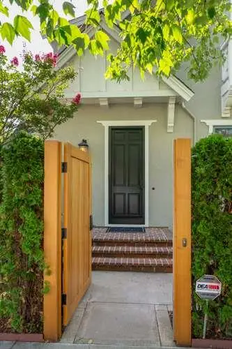 302 Channing Avenue, Palo Alto, CA 94301 - #3