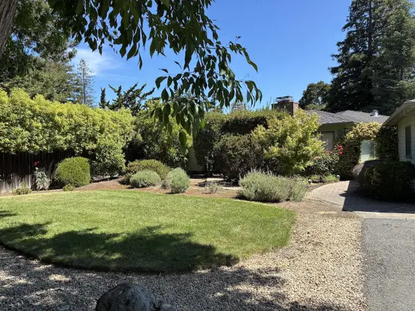 3511 La Mata Way, Palo Alto, CA 94306