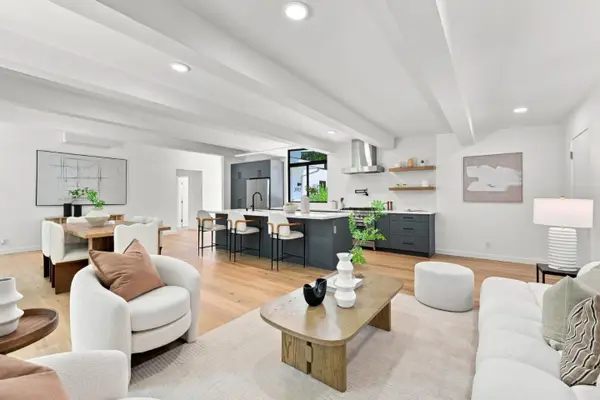 3992 Bibbits Drive, Palo Alto, CA 94303