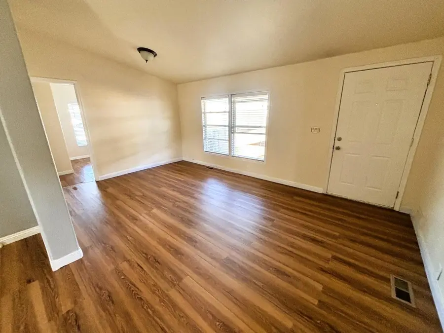 212 Rodeo Drive #212, Sacramento, CA 95823 - #3