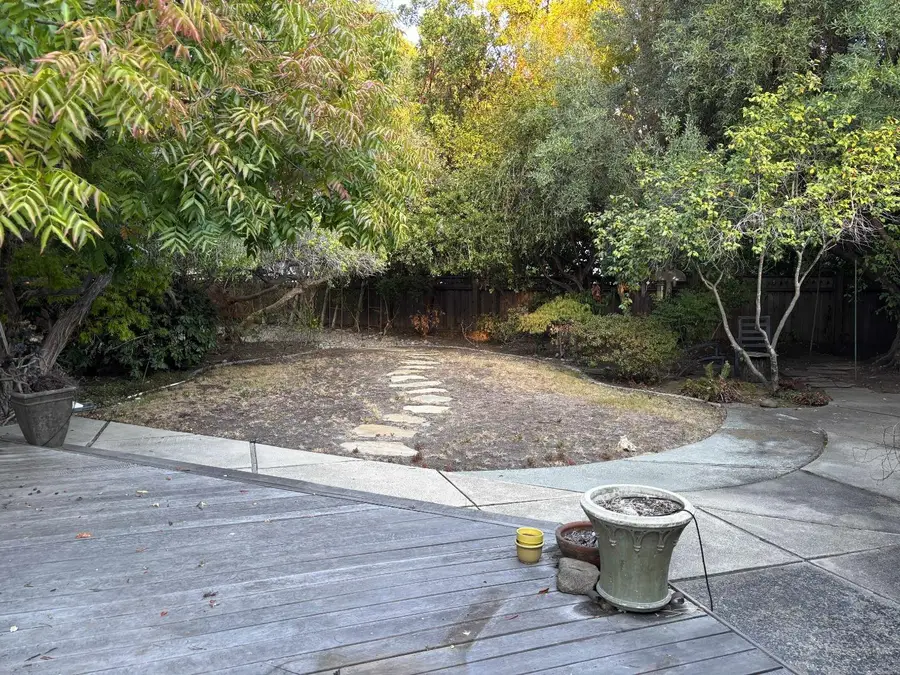 845 Los Robles Avenue, Palo Alto, CA 94306 - #3