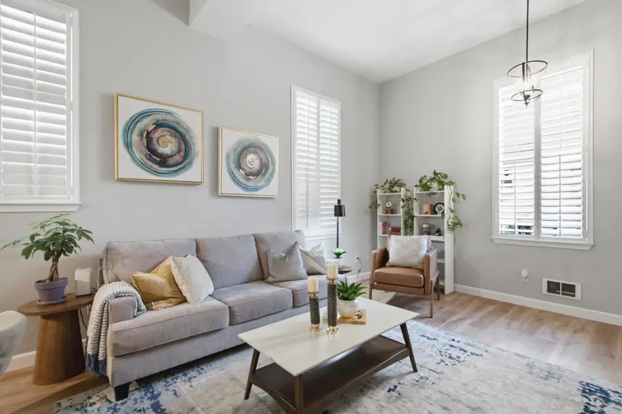 516 Martha Street #117, San Jose, CA 95112 - #3