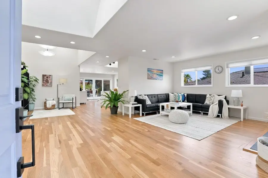 106 Corinne Avenue, Santa Cruz, CA 95065 - #3