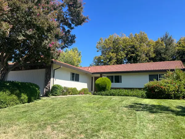 7049 Reichmuth Way, Sacramento, CA 95831
