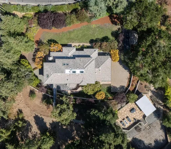 10650 Magdalena Road, Los Altos Hills, CA 94024