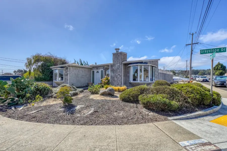 12 Graystone Drive, South San Francisco, CA 94080 - #2