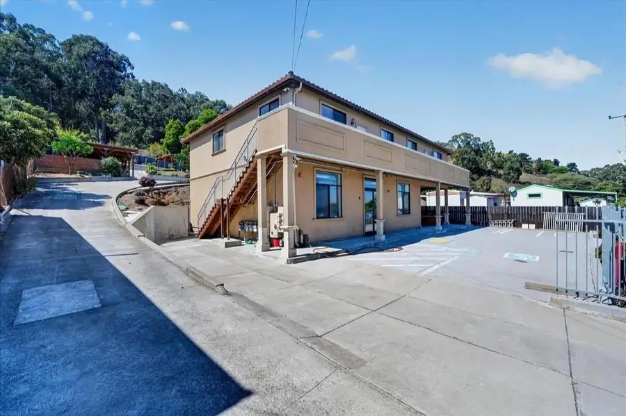 3832 Bayshore Boulevard, Brisbane, CA 94005 - #3