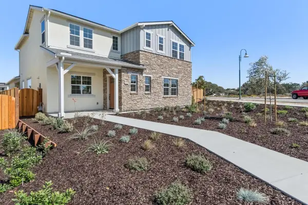 629 Santa Lucia Way, Marina, CA 93933