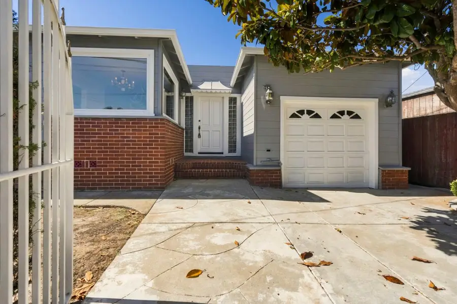 1540 Edgeworth Avenue, Daly City, CA 94015 - #2