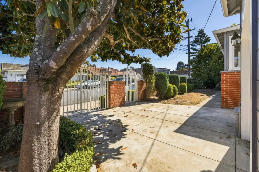 1540 Edgeworth Avenue, Daly City, CA 94015 - #3