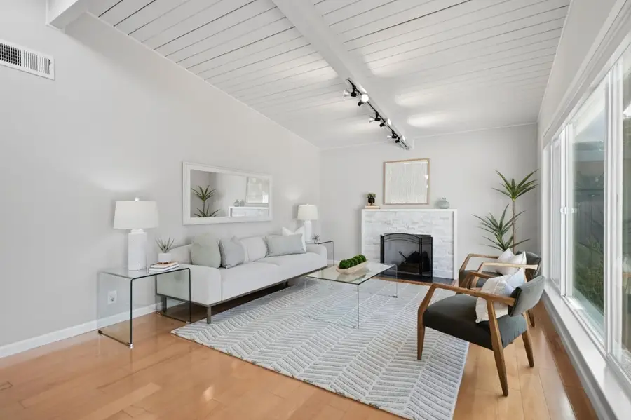 2464 Betlo Avenue, Mountain View, CA 94043 - #2