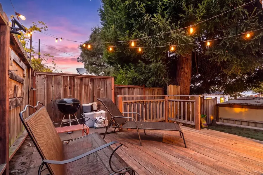 212 11th Street, Pacific Grove, CA 93950 - #2