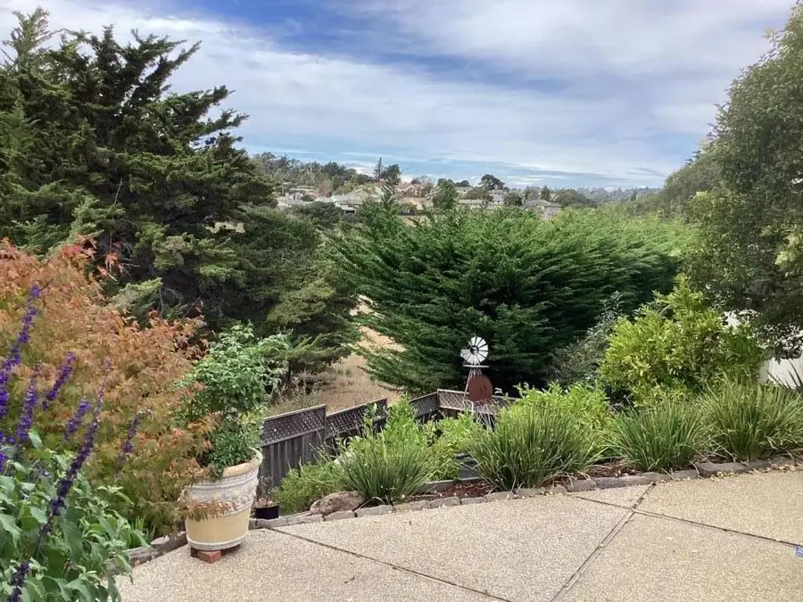 2006 Los Altos Drive, San Mateo, CA 94402 - #3