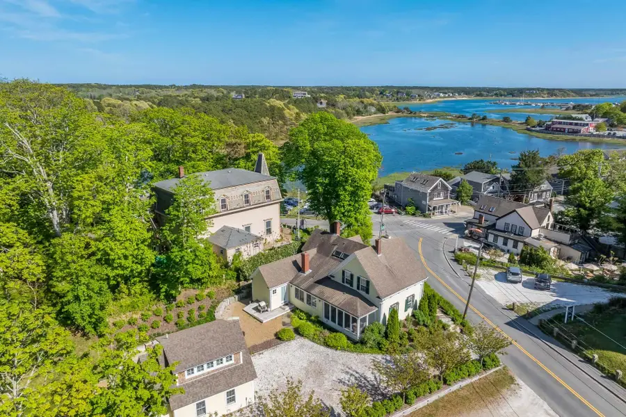 10 Bank Street, Wellfleet, MA 02667 - Image #2