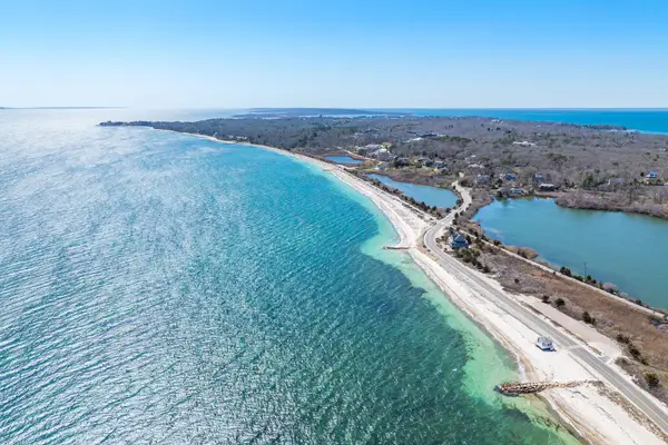 87 Oyster Pond Road, Falmouth, MA 02540