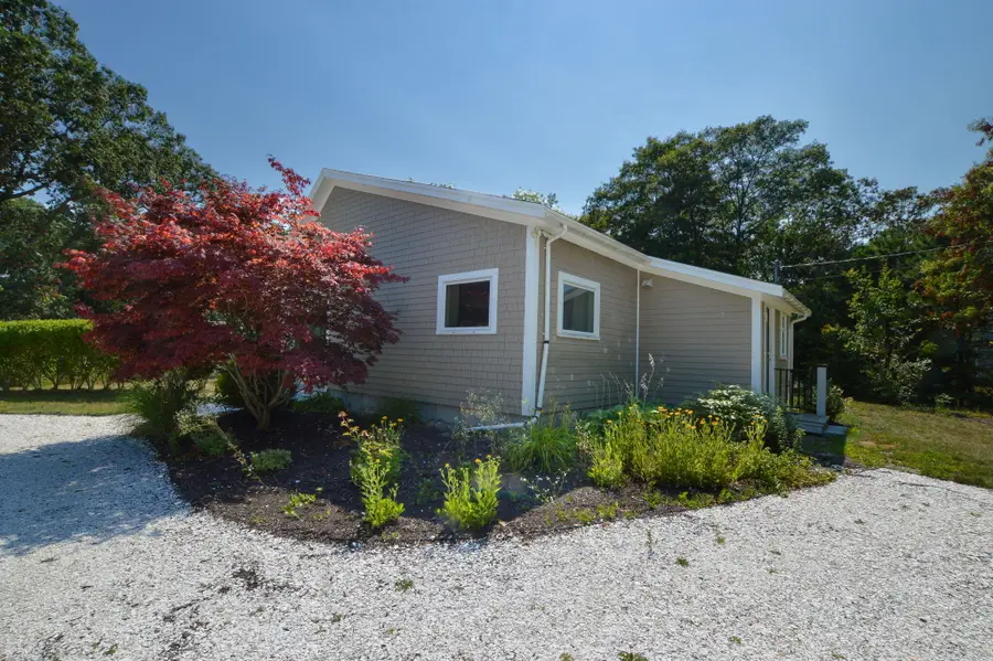 746 Carriage Shop Road, East Falmouth, MA 02536 - Image #3