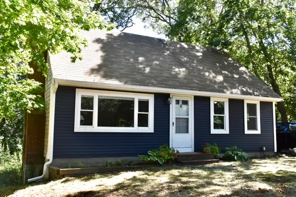 296 Lincoln Road, Hyannis, MA 02601