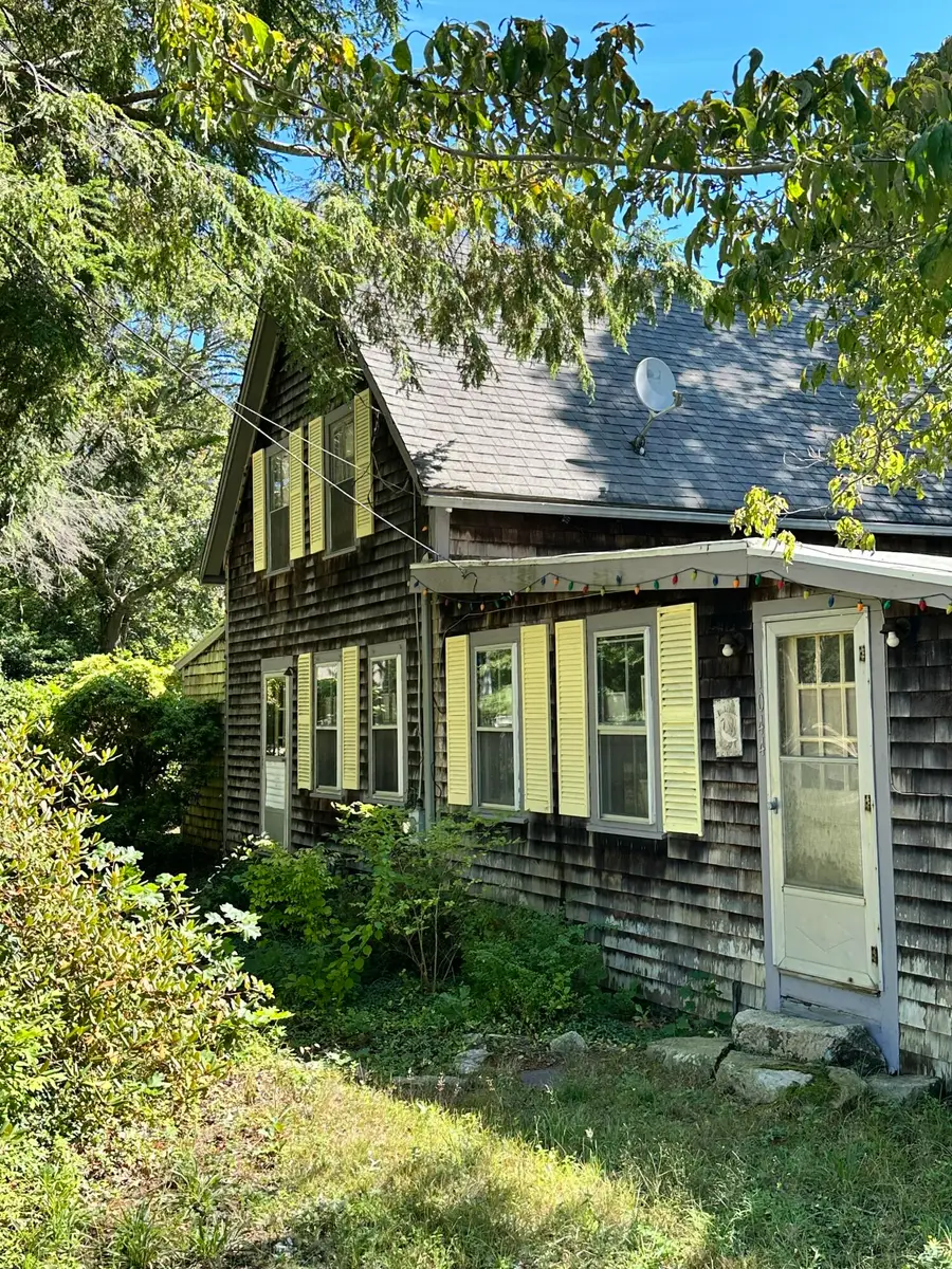 1044 Old Falmouth Road, Marstons Mills, MA 02648 - Image #3