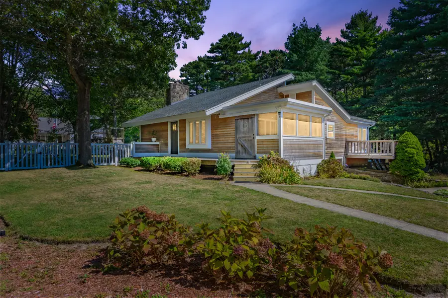 6 Cedar Street, Cotuit, MA 02635 - #2