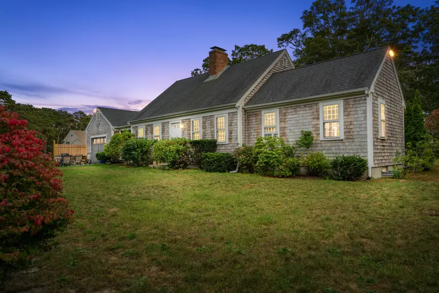 8 Old Wharf Road, Harwich Port, MA 02646 - Image #3