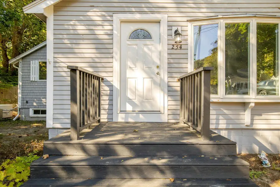 254 Barlows Landing Road, Pocasset, MA 02559 - Image #2