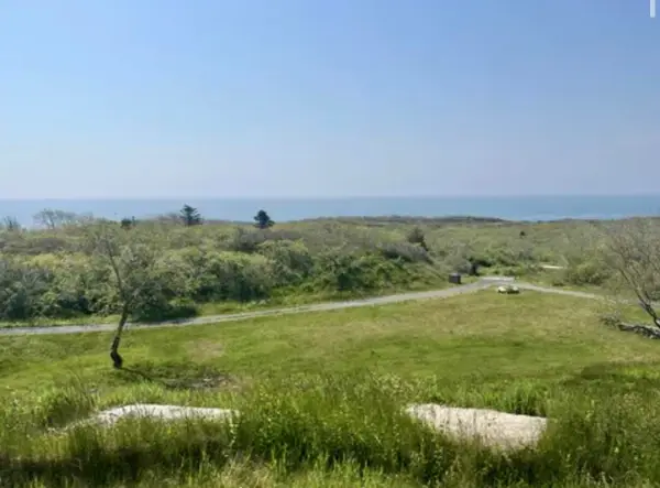 0 W End Road, Cuttyhunk, MA 02713