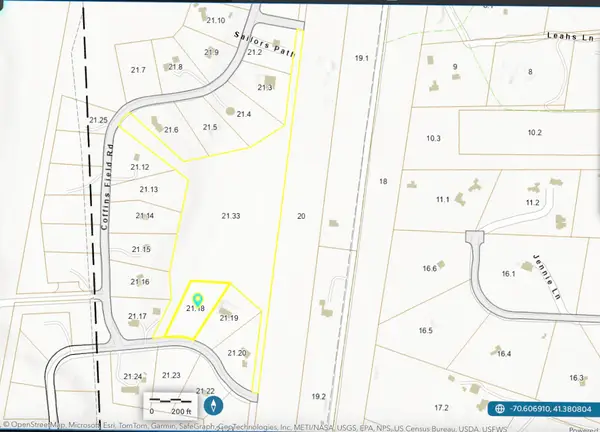 25 Coffins Field Road, Edgartown, MA 02539