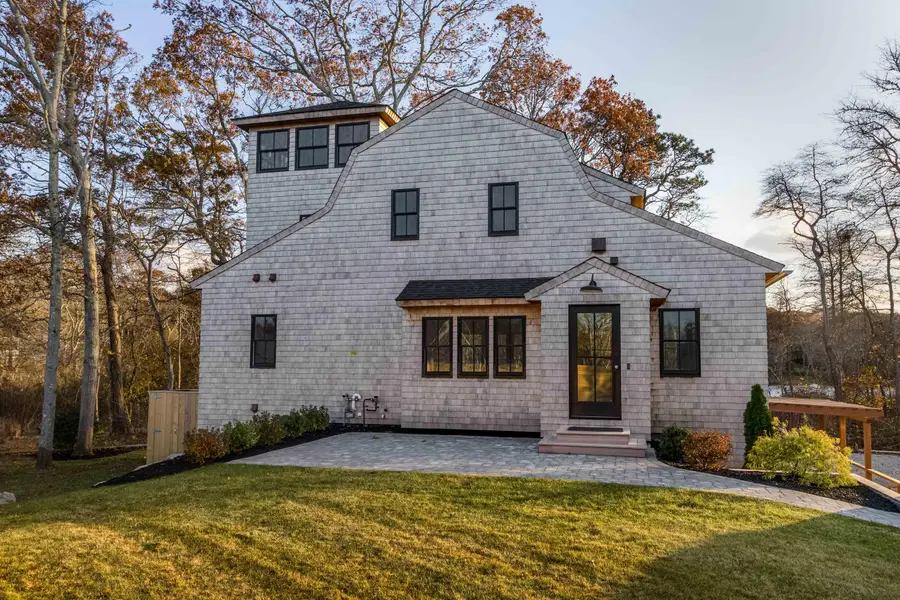 417 Scudder Avenue, Hyannis Port, MA 02647 - Image #2