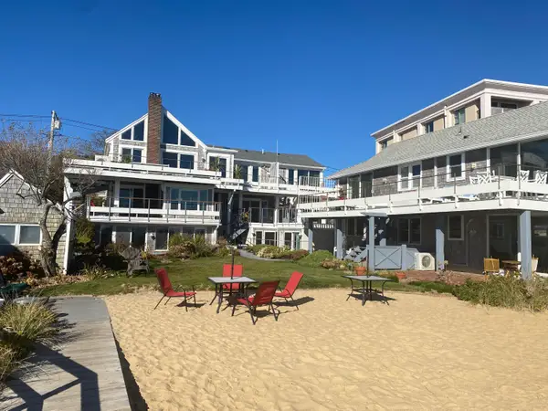495 Commercial Street, Provincetown, MA 02657