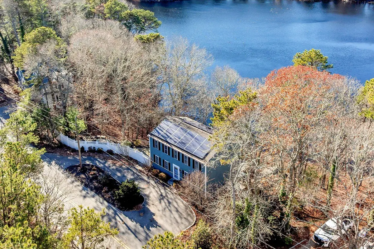 160 Algonquin Avenue, Mashpee, MA 02649 - Image #1