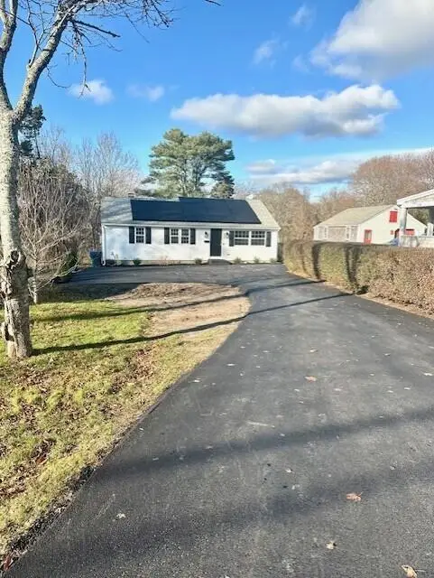 408 Teaticket Highway, Teaticket, MA 02536