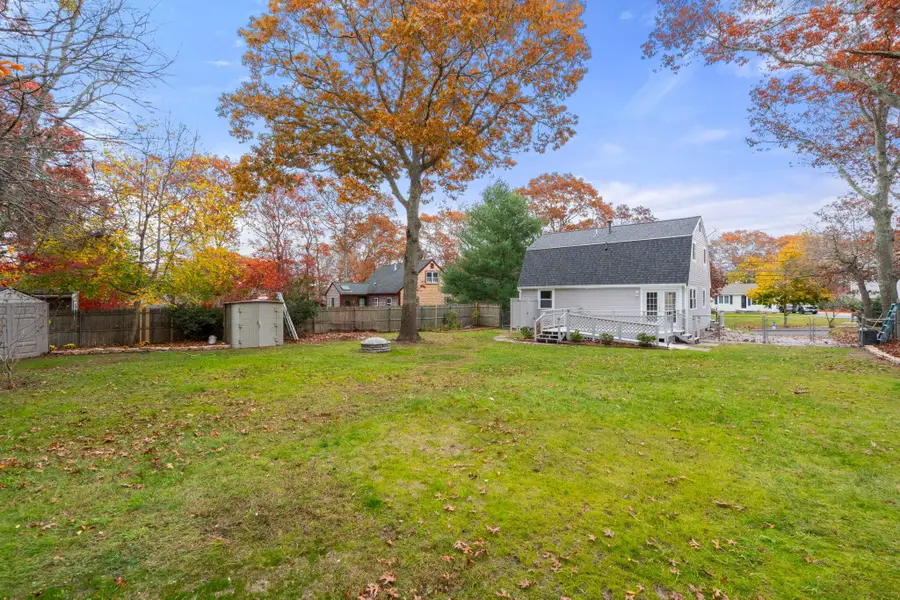 130 Old Barnstable Road, Teaticket, MA 02536 - Image #3