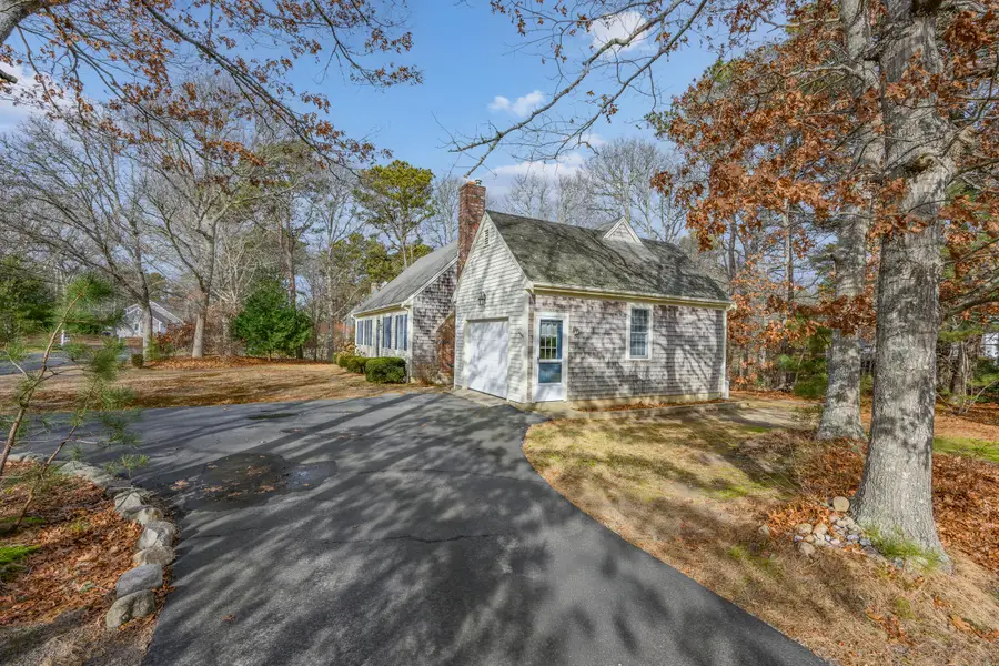 20 Bray Farm Road, Yarmouth Port, MA 02675 - Image #3