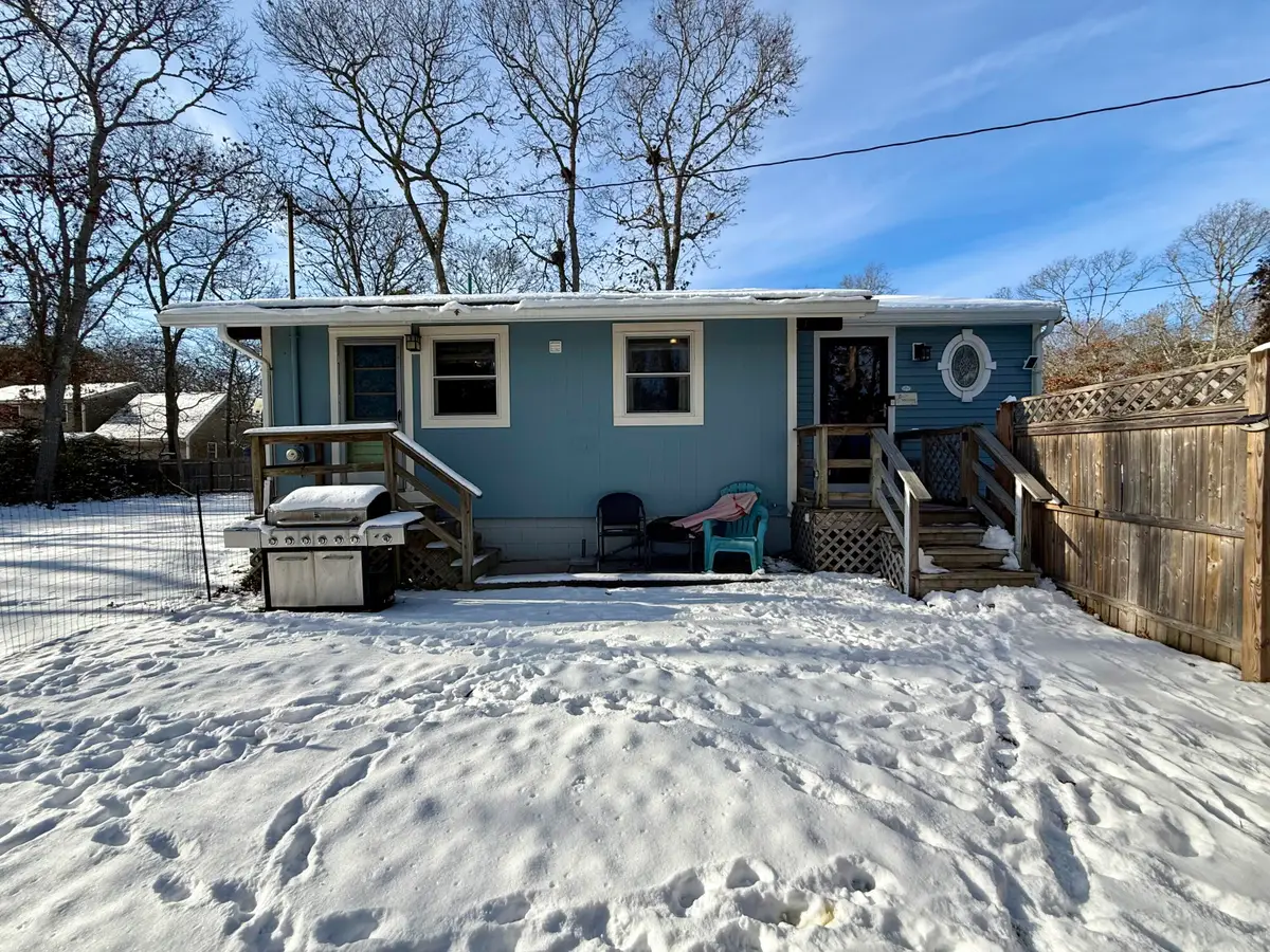 60 Ashumet Avenue, Mashpee, MA 02649 - Image #1