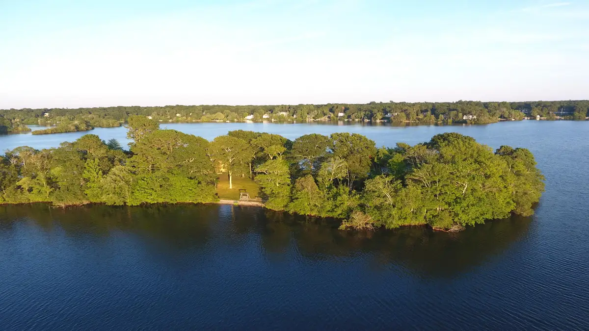 481 Lakeside Drive, Centerville, MA 02632 - Image #1