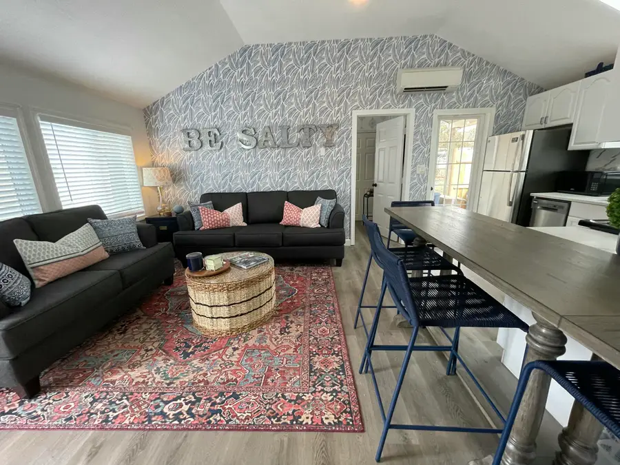 186 Seaview Avenue, South Yarmouth, MA 02664 - Image #2